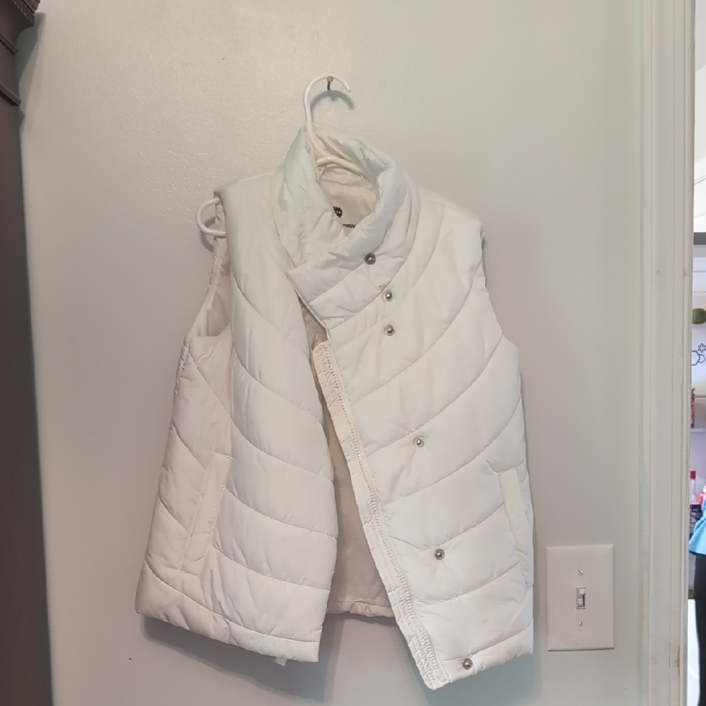 All in Motion Kids White Puffer Vest